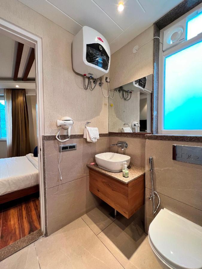 Hotel La Eden Массури Экстерьер фото